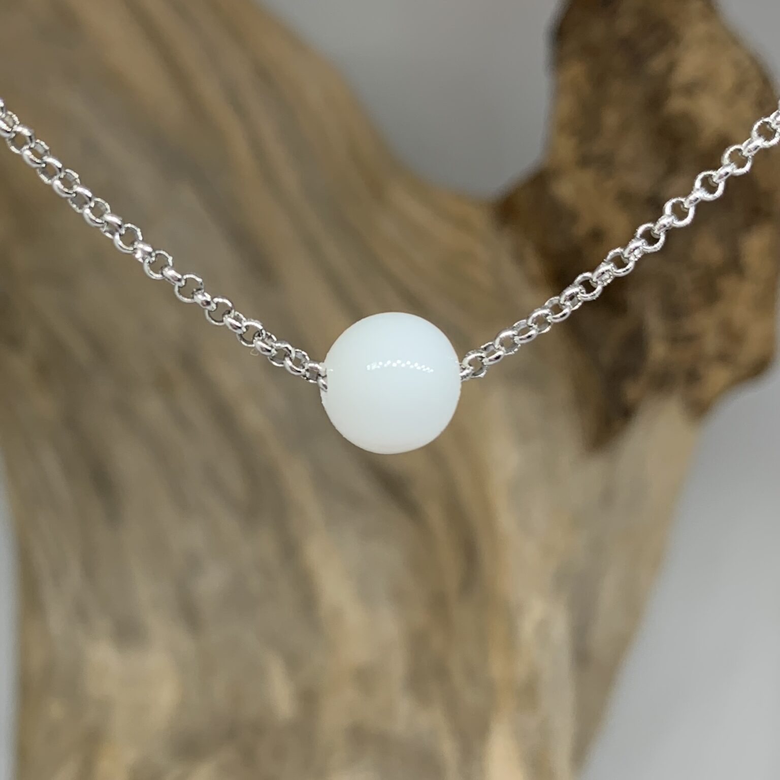 Muttermilchperle auf Kette